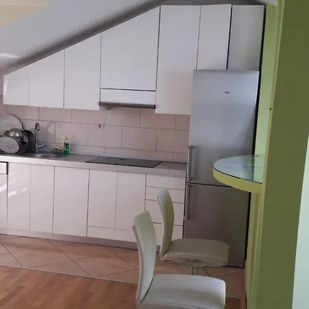 Moderna Apartament